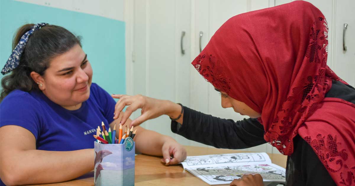 الأطفال ذوي الإعاقة في المخيمات الفلسطينية في لبنان: حقهم بالعلاج محفوظ